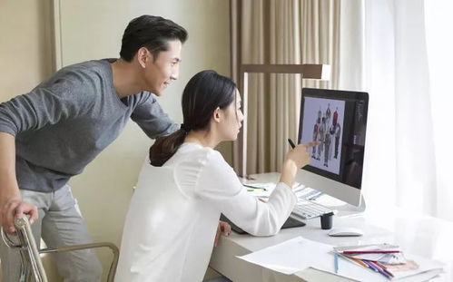 你以為學(xué)美術(shù)就只能畫(huà)畫(huà)？藝術(shù)文化咨詢(xún)服務(wù)的30種職業(yè)表示不服！